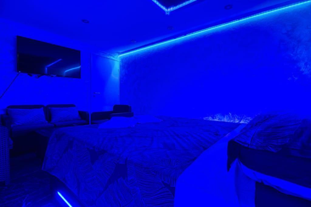 Appart Hotel Avec Sauna, Jacuzzi, Strasbourg Eksteriør billede